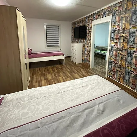 4-zimmer In 6 Personen Апартаменты Вупперталь