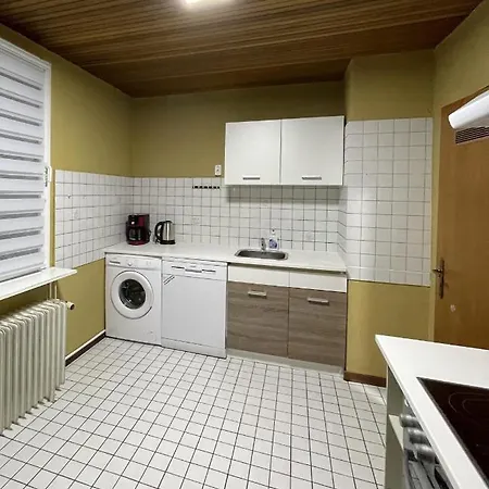 4-zimmer In 6 Personen Вупперталь